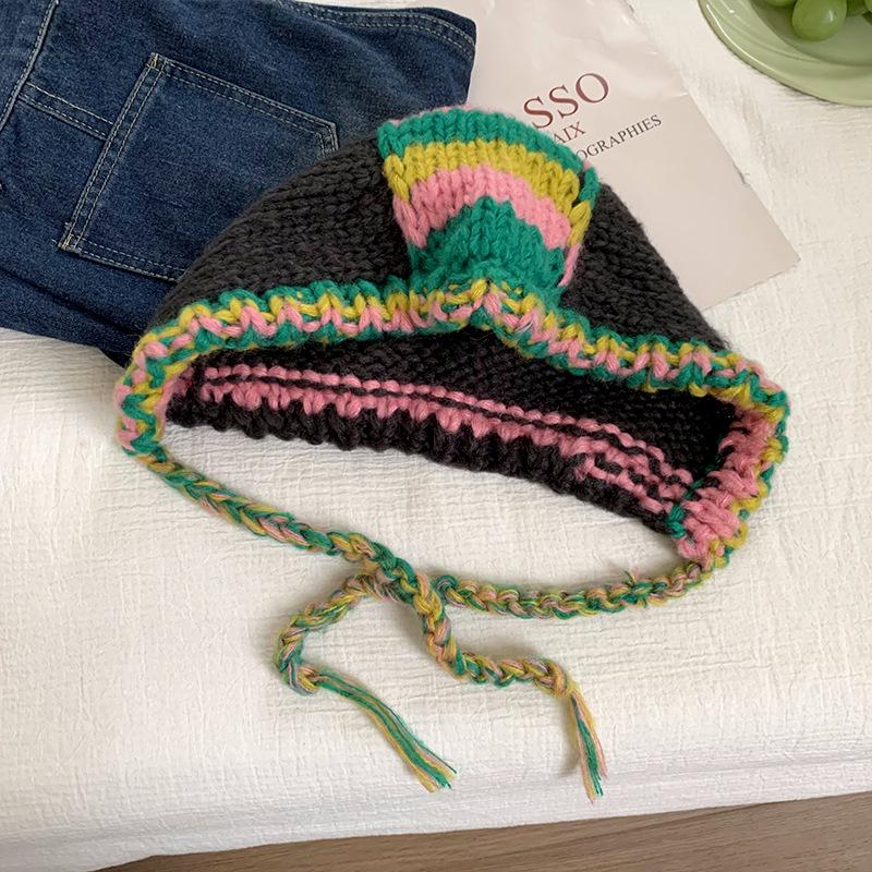 Korean version of dopamine color matching tether knitted hat women s new face small warm ear protection bag head hat M(56-58cm) темно-сірий
Korean version of dopamine color matching tether knitted hat women s new face small warm ear protection bag head hat M(56-58cm) темно-сірий