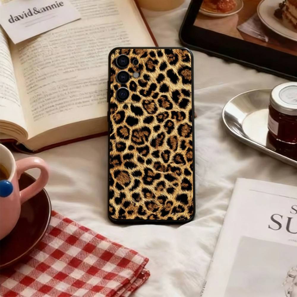 leopard print Phone Case For Samsung S25,S24,S21,S22,S23,S30,Ultra,S20,Plus,Fe,Soft Silicone Black Cover Samsung S25
leopard print Phone Case For Samsung S25,S24,S21,S22,S23,S30,Ultra,S20,Plus,Fe,Soft Silicone Black Cover Samsung S25