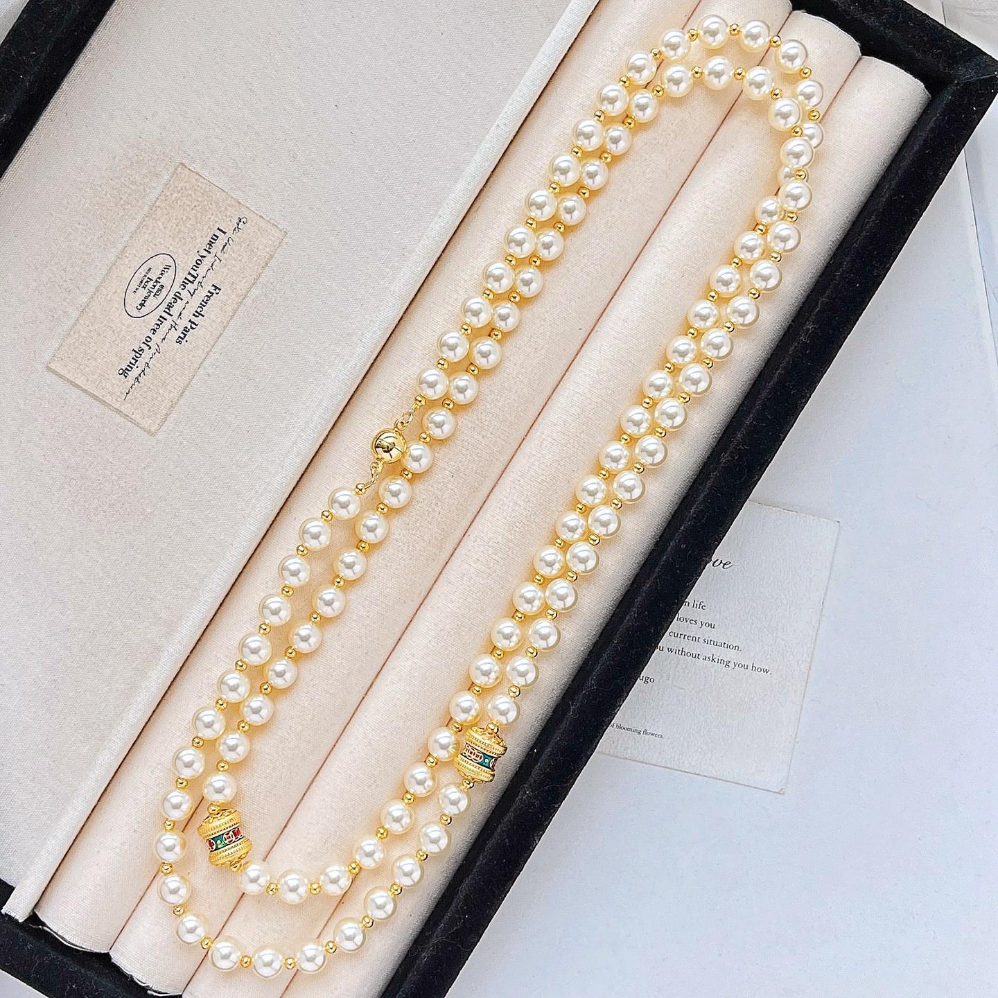 Autumn And Winter Retro Highlight Design Sense Shijia Artificial Crystal Pearl Collarbone Chain Necklace Women S Sweater Chain
Autumn And Winter Retro Highlight Design Sense Shijia Artificial Crystal Pearl Collarbone Chain Necklace Women S Sweater Chain