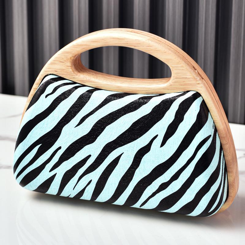 New Zebra Print Evening Handbags Crossbody Clutch for Wedding Bag Wooden Frame Clasp Bag Luxury Designer Wallets for Ladies 2026 небесно-голубой
New Zebra Print Evening Handbags Crossbody Clutch for Wedding Bag Wooden Frame Clasp Bag Luxury Designer Wallets for Ladies 2026 небесно-голубой