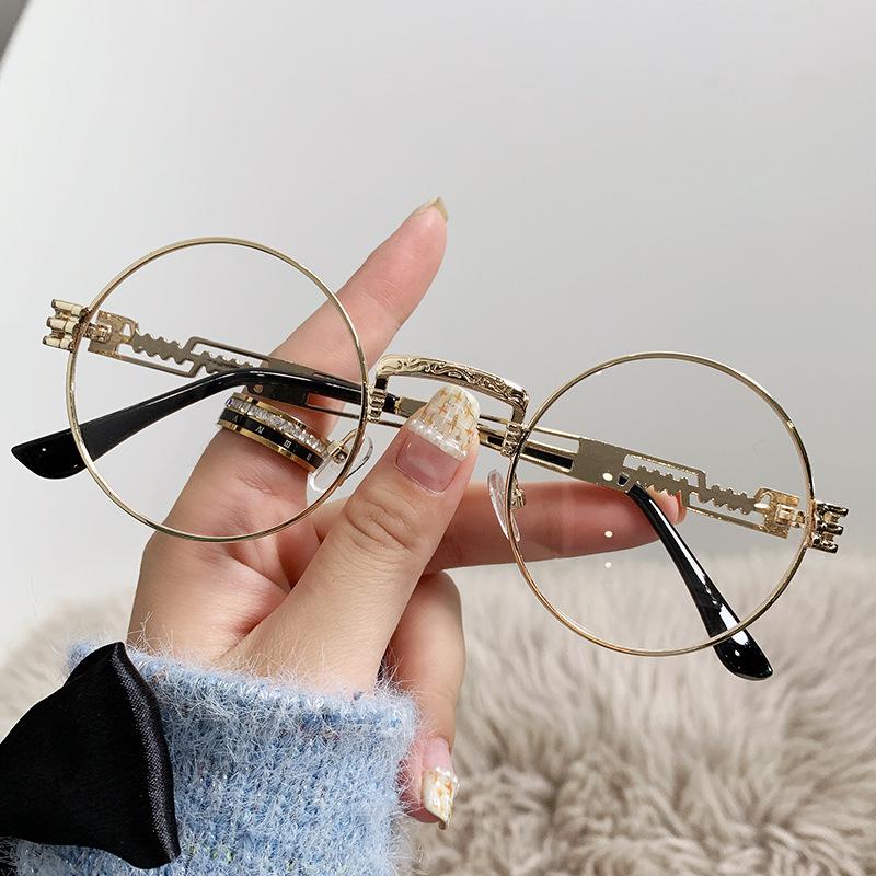 Timeless Classic European and American Alloy Metal Punk Sun Protection Glasses Women Adults s Vintage Retro Hollowed Out Eyewear Circular Round 1PC
Timeless Classic European and American Alloy Metal Punk Sun Protection Glasses Women Adults s Vintage Retro Hollowed Out Eyewear Circular Round 1PC