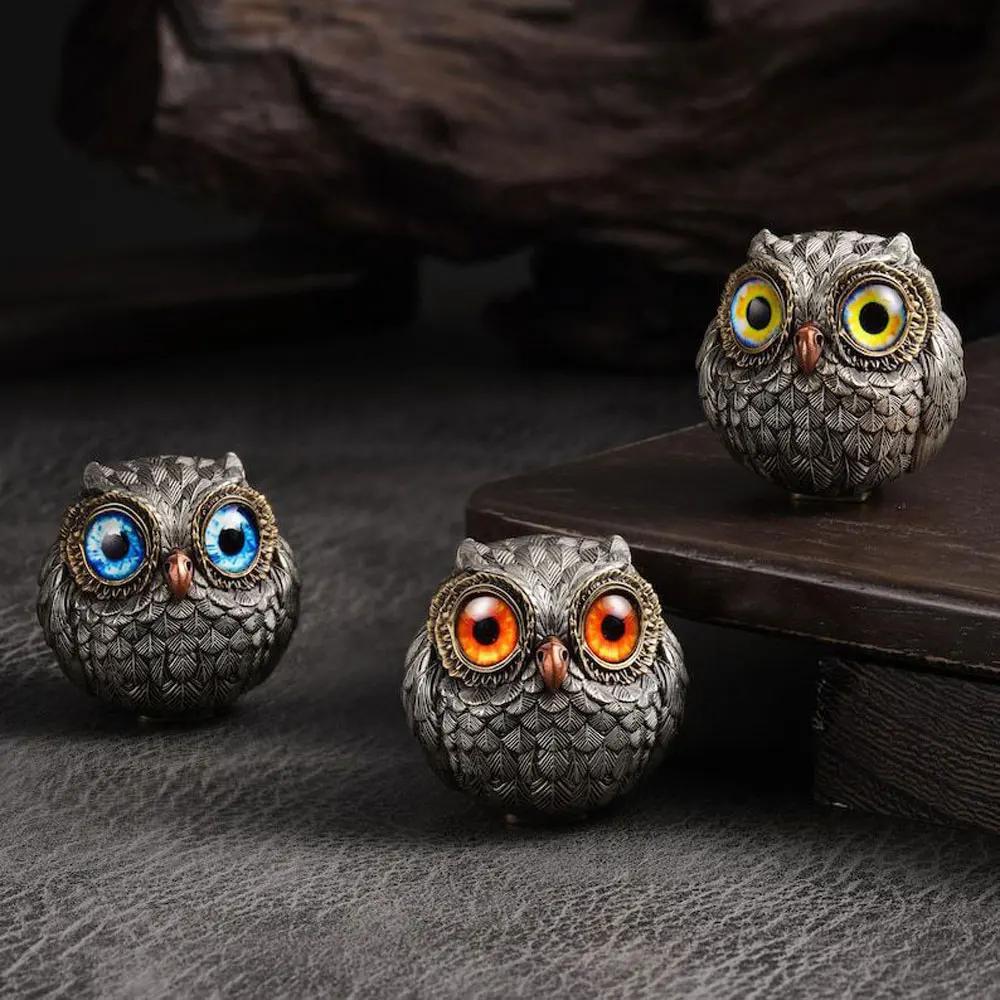 Cartoon Cute Animal Owl Statue Big Eyes Handmade Realistic Feathers Metal Owl Figurine Home Decor
Cartoon Cute Animal Owl Statue Big Eyes Handmade Realistic Feathers Metal Owl Figurine Home Decor