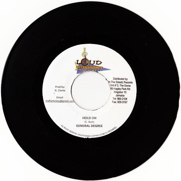 7inch Record GENERAL DEGREE - Hold On NONE Loud Disturbanc 2009 Jamaica Reggae, Ska & Dub Used
7inch Record GENERAL DEGREE - Hold On NONE Loud Disturbanc 2009 Jamaica Reggae, Ska & Dub Used