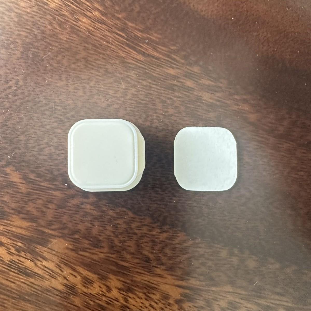 Magnetic Cable Organizer: Desktop & Wall Mount for Phone Charging Cables
Magnetic Cable Organizer: Desktop & Wall Mount for Phone Charging Cables