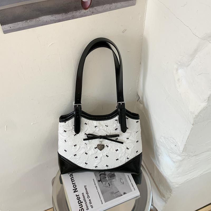 Korean Bow-knot Textured Shoulder Bag Y2k Sweet Girls Tote Bag Fashion Color Block Simple Casual Zippered Handbag белый
Korean Bow-knot Textured Shoulder Bag Y2k Sweet Girls Tote Bag Fashion Color Block Simple Casual Zippered Handbag белый