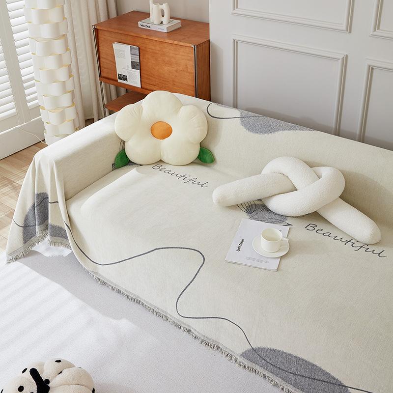 Полотенце для дивана из шенилла, высококачественный чехол для дивана Nordic, нескользящая универсальная ткань для дивана, универсальный чехол All-Inclusive 180*130cm
Полотенце для дивана из шенилла, высококачественный чехол для дивана Nordic, нескользящая универсальная ткань для дивана, универсальный чехол All-Inclusive 180*130cm