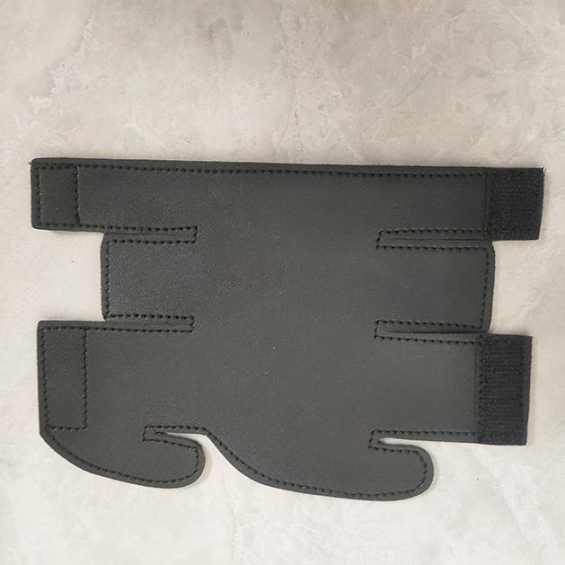 B Flat Trumpet Leather Piston Sleeve Hand Protector Plastic
B Flat Trumpet Leather Piston Sleeve Hand Protector Plastic