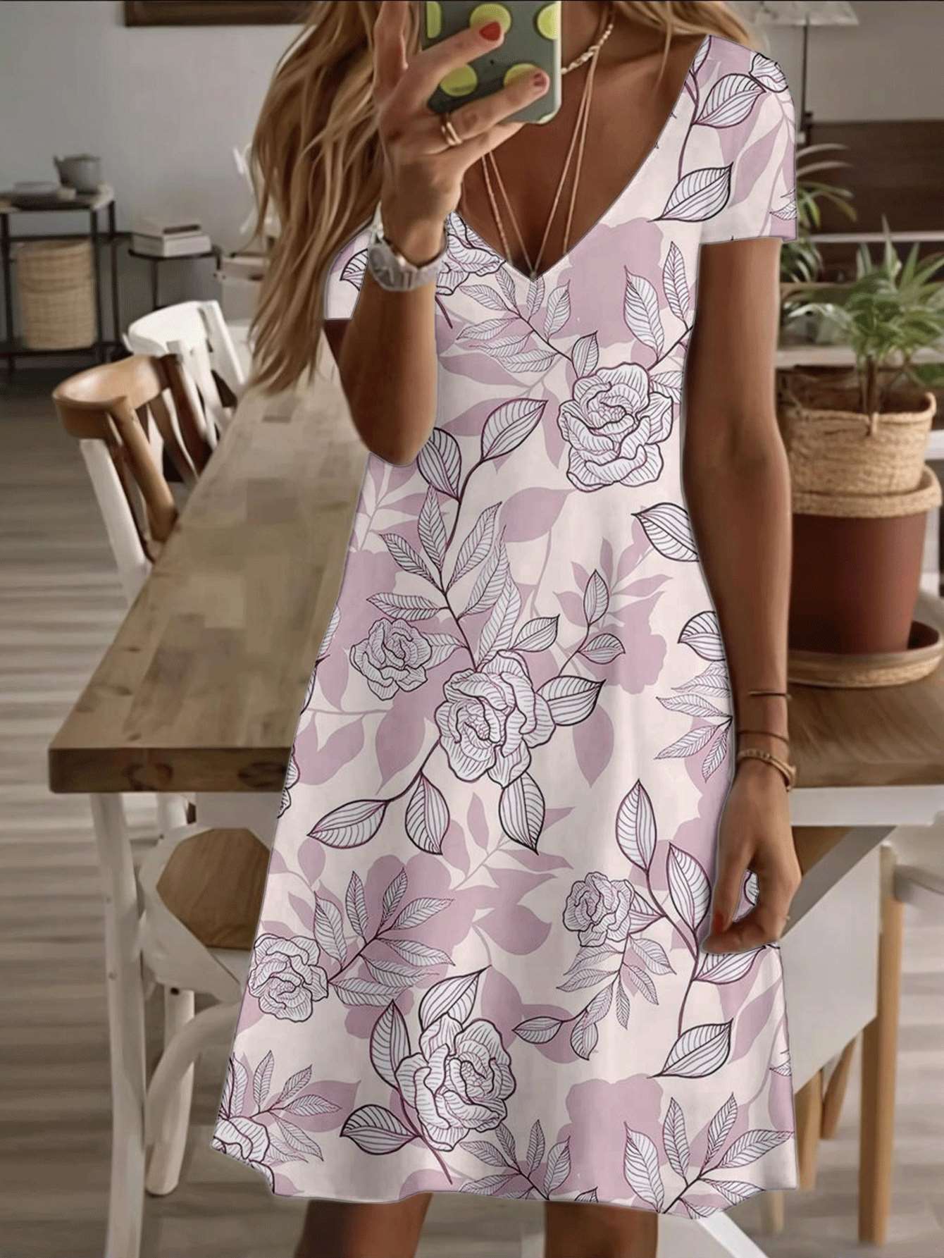 Vneck shortsleeve midi dress pink rose floral print pattern 3D premium print durable casual fashion elegant summer outfit breathable soft fabric comfo L дубильна кора
Vneck shortsleeve midi dress pink rose floral print pattern 3D premium print durable casual fashion elegant summer outfit breathable soft fabric comfo L дубильна кора