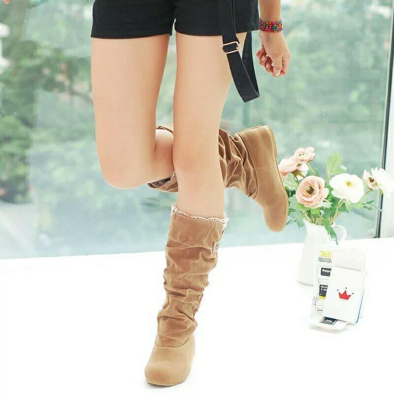 Men Women Spring Autumn Boots SlipOn PointedToe Black Suitable for Daily Wear and Various Occasions High Quality Material for Durability 35
Men Women Spring Autumn Boots SlipOn PointedToe Black Suitable for Daily Wear and Various Occasions High Quality Material for Durability 35