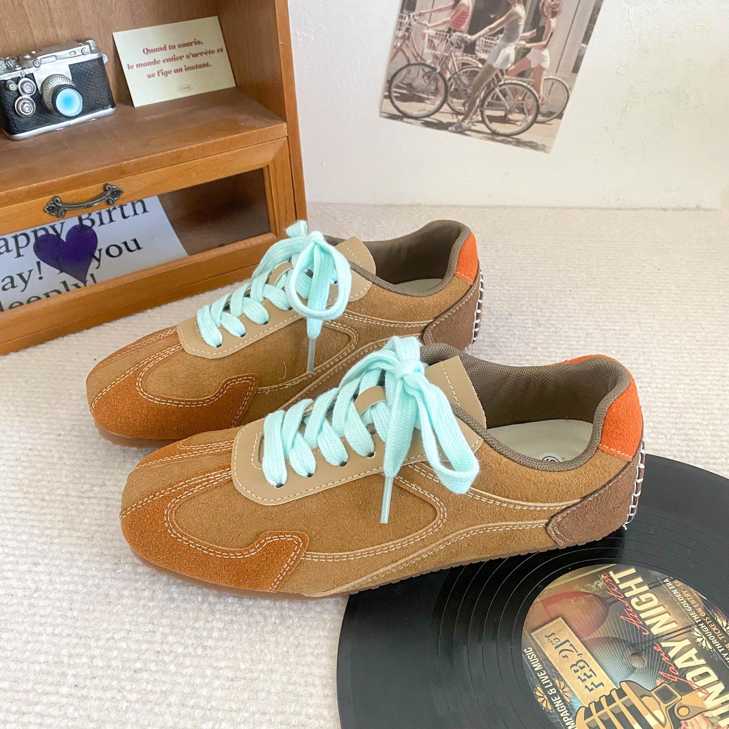 A9846 latex insoles/Forrest Gump shoes women s shoes 2024 new autumn popular Hong Kong style light sports moral training shoes 35
A9846 latex insoles/Forrest Gump shoes women s shoes 2024 new autumn popular Hong Kong style light sports moral training shoes 35