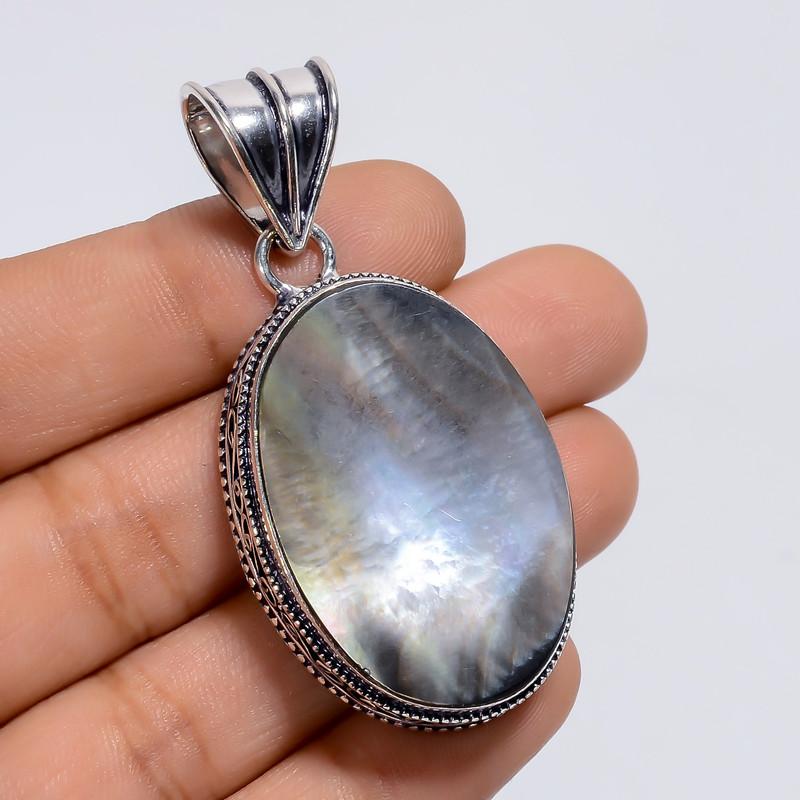 Excellent Top Grade Qualite 100% Natural Mother Of Pearl Oval Shape Vintage Style Handmade Jewelry 925 Steling Silver Pendant 2.1 WSJ-4899 2.1
Excellent Top Grade Qualite 100% Natural Mother Of Pearl Oval Shape Vintage Style Handmade Jewelry 925 Steling Silver Pendant 2.1 WSJ-4899 2.1