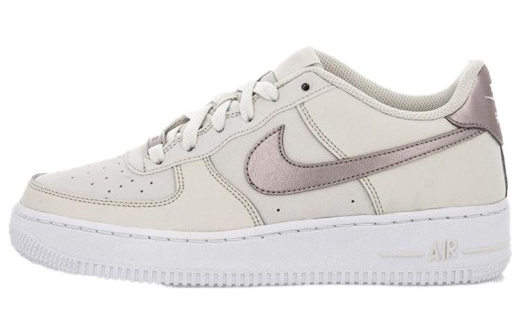 Nike Air Force 1 Low Phantom Metallic Red Bronze GS 314219-021 39
Nike Air Force 1 Low Phantom Metallic Red Bronze GS 314219-021 39