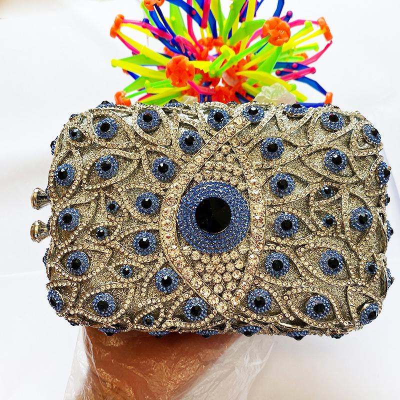 WHTUOHENG Evil Eye Evening Clutch Bag White Rhinestones Purses 9 Colors Gold Metal AB Crystal Bag Diamond Wedding Handbag Bag 18cmX12cmX6cm
WHTUOHENG Evil Eye Evening Clutch Bag White Rhinestones Purses 9 Colors Gold Metal AB Crystal Bag Diamond Wedding Handbag Bag 18cmX12cmX6cm