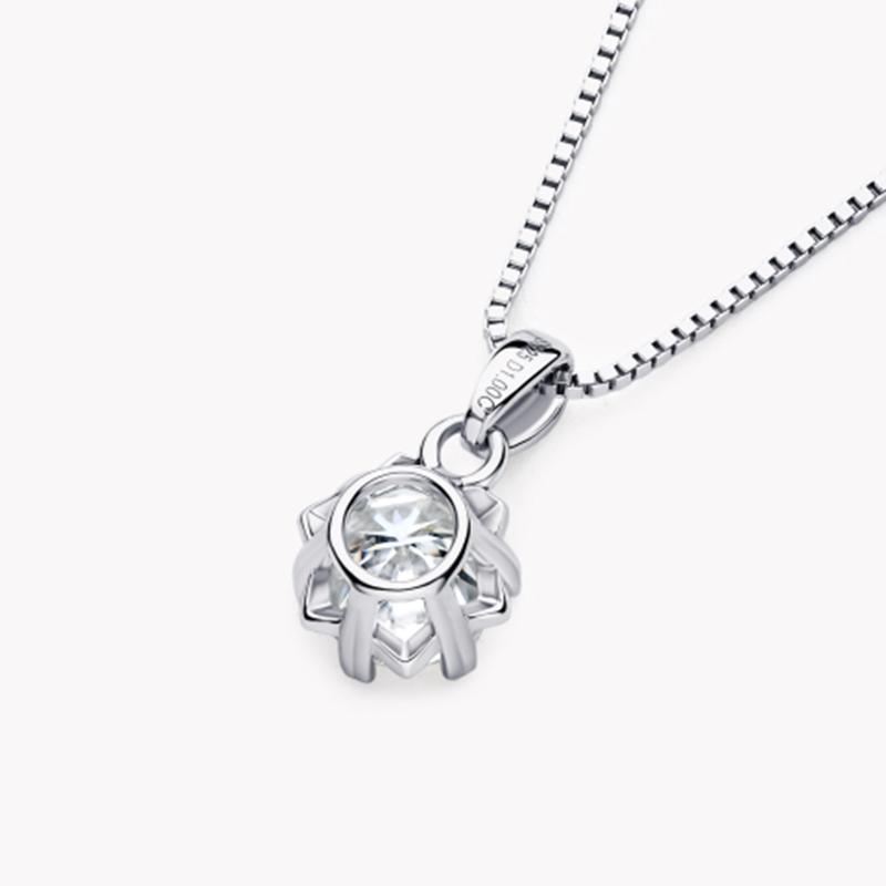 1.0Carat Real Moissanite Snowflake Pendant Necklace for Women Top Quality 100% 925 Sterling Silver Christmas Jewelry Gift 45cm
1.0Carat Real Moissanite Snowflake Pendant Necklace for Women Top Quality 100% 925 Sterling Silver Christmas Jewelry Gift 45cm