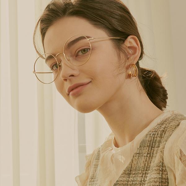 W46 Cambridge L-образная металлическая оправа для очков, женская, сияющее золото, W46-7000005729
W46 Cambridge L-образная металлическая оправа для очков, женская, сияющее золото, W46-7000005729