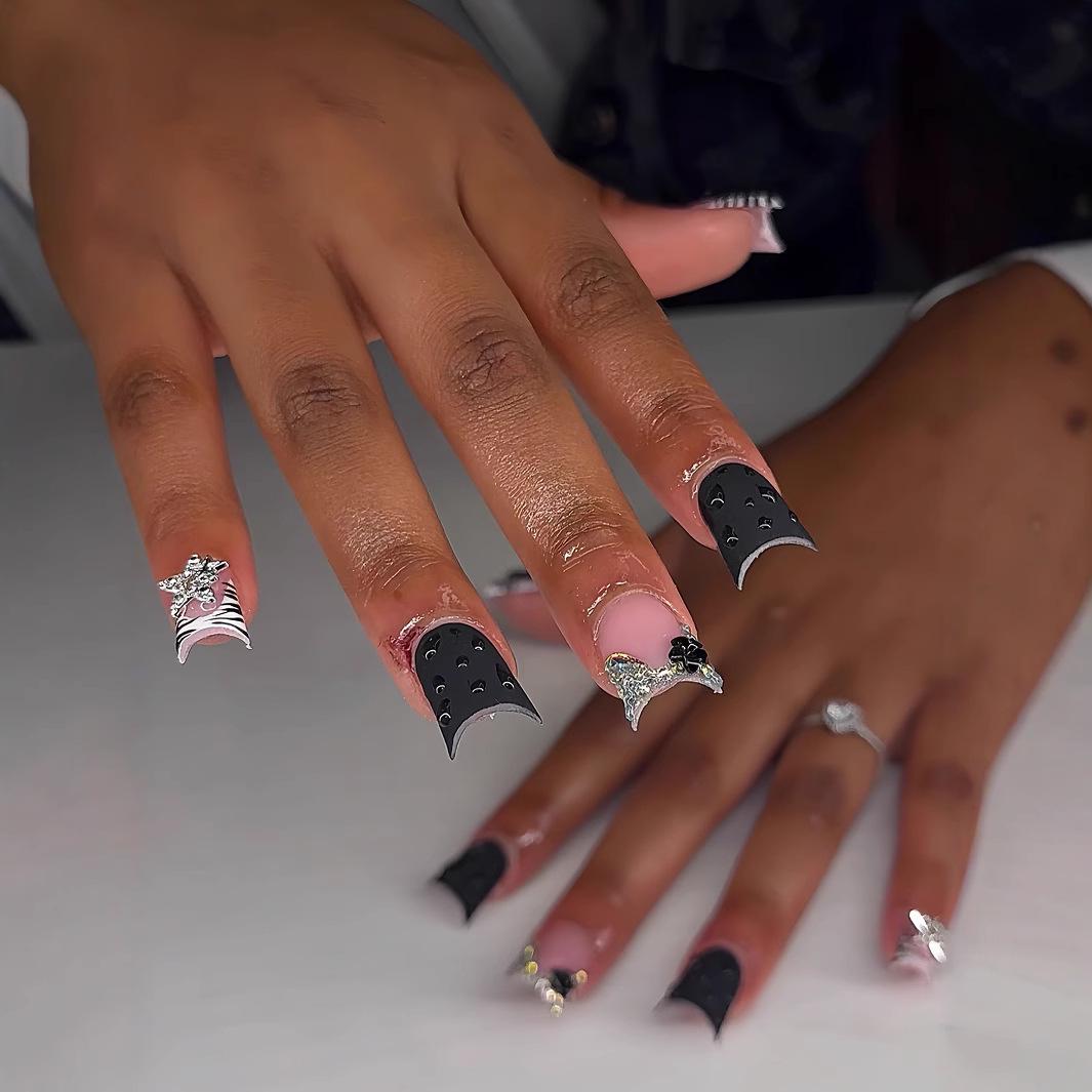 Dark Glitter French Butterfly Ballet Nail Tips - INS Style Press-On Nail Art
Dark Glitter French Butterfly Ballet Nail Tips - INS Style Press-On Nail Art