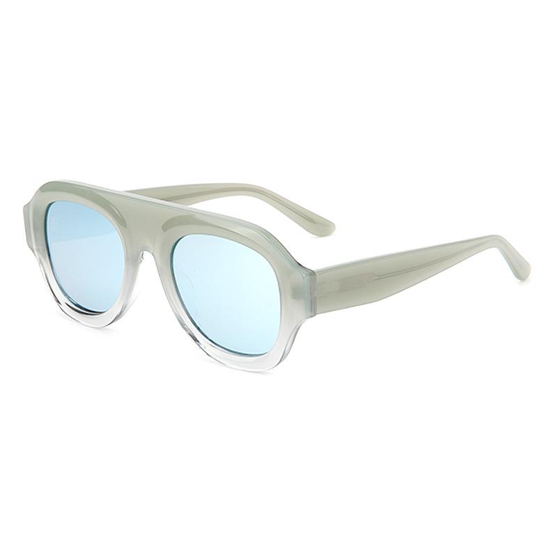 Women s Retro Square Sunglasses - Stylish Large Frame UV Protection for Outdoor and Driving
Women s Retro Square Sunglasses - Stylish Large Frame UV Protection for Outdoor and Driving