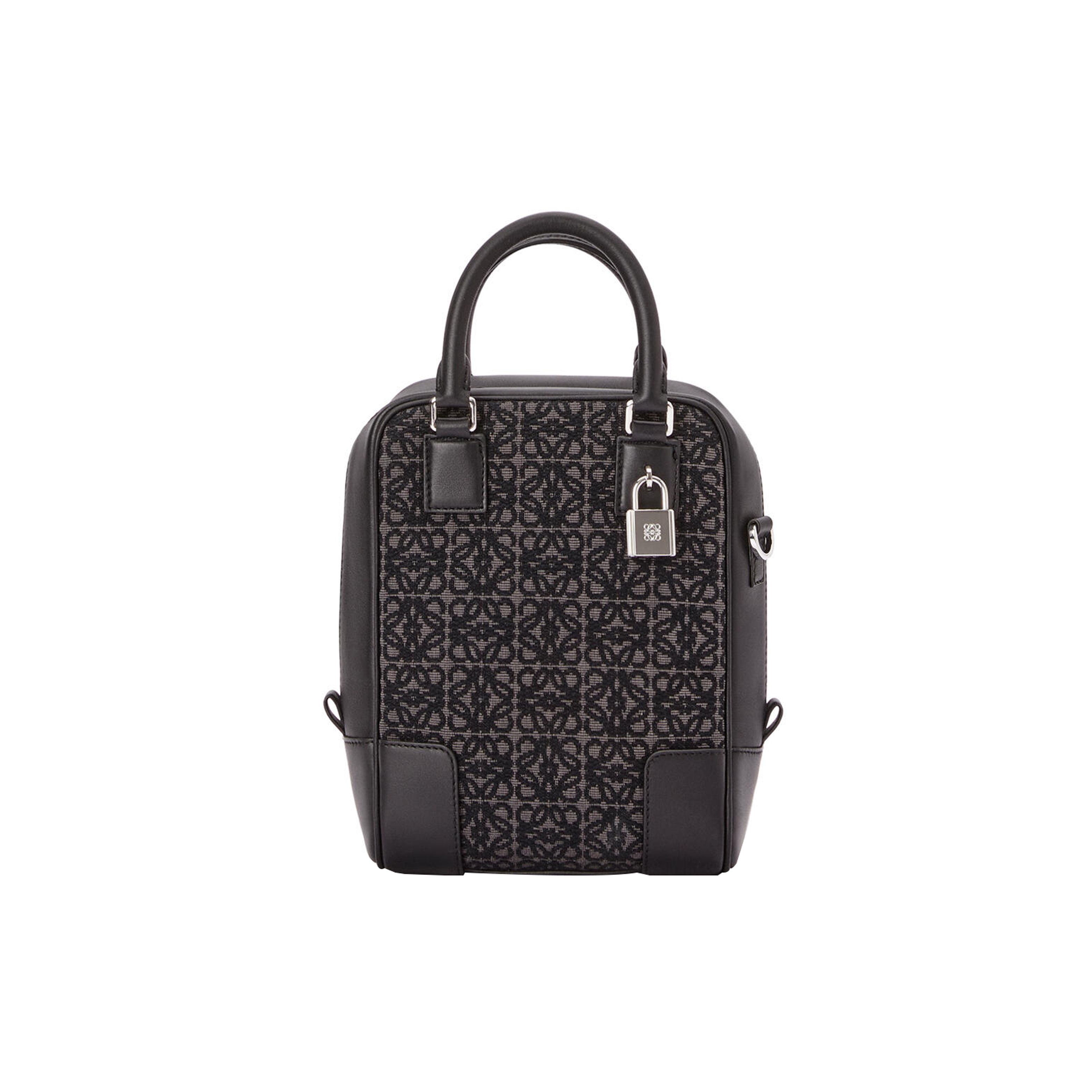Loewe Amazona 15 Removable Adjustable Shoulder Strap Jacquard Fabric And Cowhide Leather Shoulder Crossbody Tote Bag Men Tote Bag B039L51X02-1268 Basic Set (Bag+Dust Bag)
Loewe Amazona 15 Removable Adjustable Shoulder Strap Jacquard Fabric And Cowhide Leather Shoulder Crossbody Tote Bag Men Tote Bag B039L51X02-1268 Basic Set (Bag+Dust Bag)