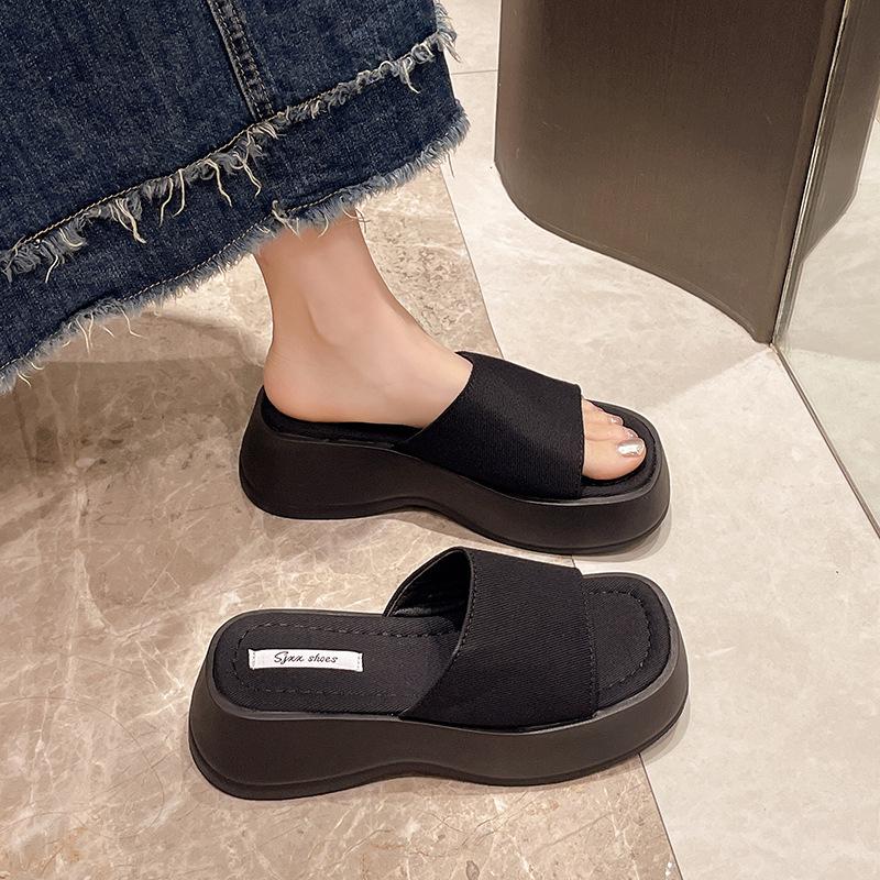 Platform slippers women s summer wear new cool slippers women s high heels beach shoes drag 40 чорний
Platform slippers women s summer wear new cool slippers women s high heels beach shoes drag 40 чорний