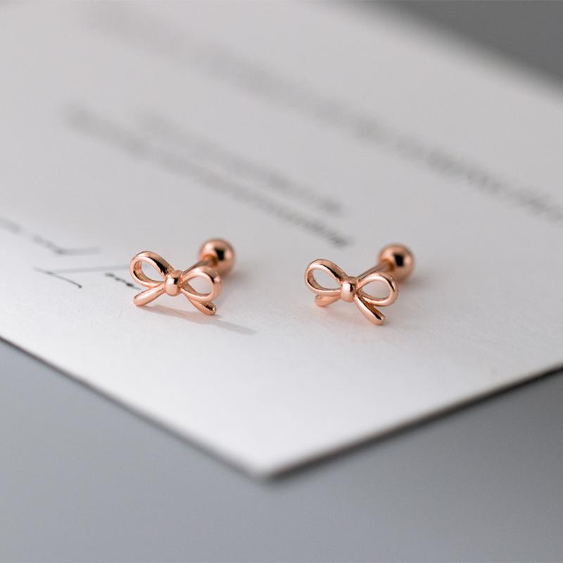 WANTME 925 Silver Romantic Bow Screw Bead Piercing Stud Earrings for Women Fashion Simple Cute Girls Party Jewelry Gift рожевий колір золота
WANTME 925 Silver Romantic Bow Screw Bead Piercing Stud Earrings for Women Fashion Simple Cute Girls Party Jewelry Gift рожевий колір золота