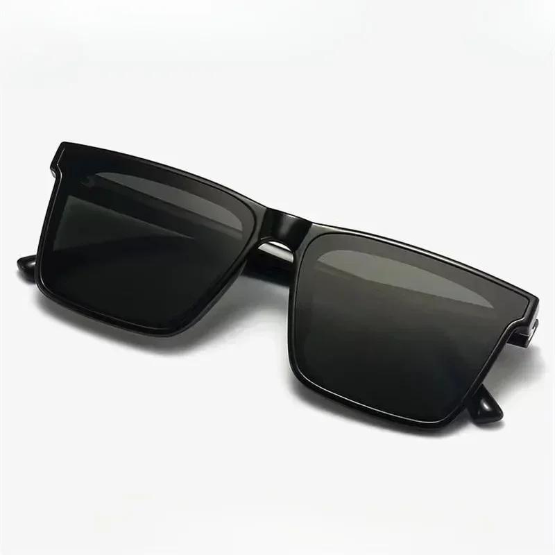 Vintage Square Frame Sunglasses Women Brand Designer Black Ultrathin Men Sun Glasses UV400 Shades Protection Eyeglasses Goggles
Vintage Square Frame Sunglasses Women Brand Designer Black Ultrathin Men Sun Glasses UV400 Shades Protection Eyeglasses Goggles