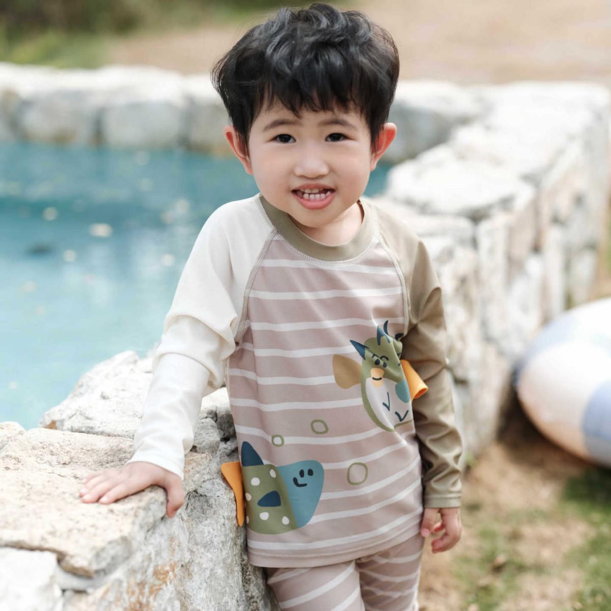 2025 New Children s Sun Protection Swim Set: Long Sleeve, Pants, Shorts & Hat - Quick-Drying 130
2025 New Children s Sun Protection Swim Set: Long Sleeve, Pants, Shorts & Hat - Quick-Drying 130