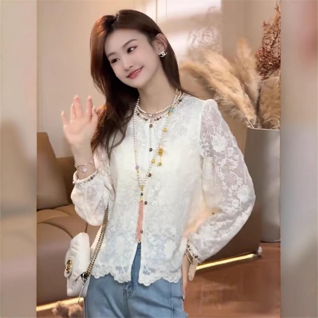 Spring 2025 French Lace Embroidered Beaded Crochet Blouse – Age-Reducing Fashion Top Extra Large брудно-білий
Spring 2025 French Lace Embroidered Beaded Crochet Blouse – Age-Reducing Fashion Top Extra Large брудно-білий