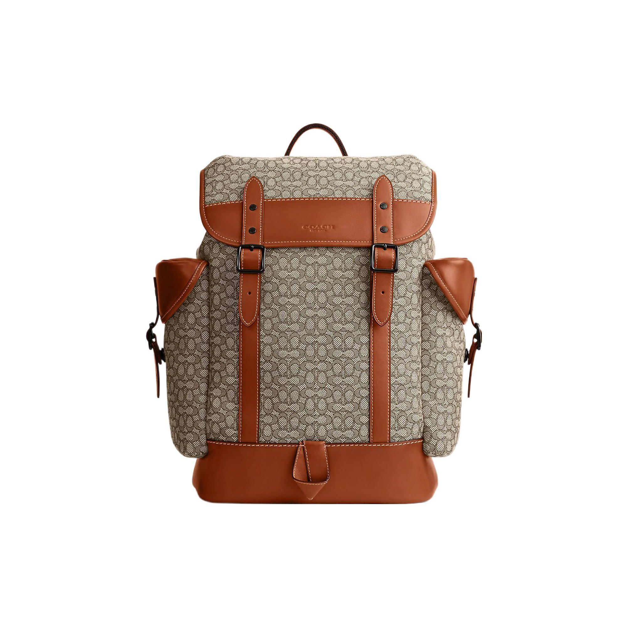 Coach Hitch 31 Logo Embossed Flap Classic Monogram Drawstring Multifunction Bag Men Backpack Gray Brown CM387-URC Basic Set (Bag+Dust Bag)
Coach Hitch 31 Logo Embossed Flap Classic Monogram Drawstring Multifunction Bag Men Backpack Gray Brown CM387-URC Basic Set (Bag+Dust Bag)