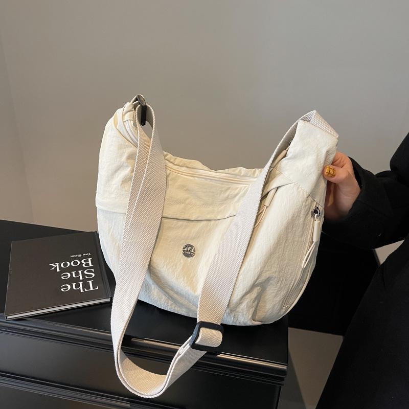 Летняя сумка кроссбоди большой вместимости, Модная сумка на плечо, Женский рюкзак для поездок на работу, Простая сумка-пельмень
Летняя сумка кроссбоди большой вместимости, Модная сумка на плечо, Женский рюкзак для поездок на работу, Простая сумка-пельмень