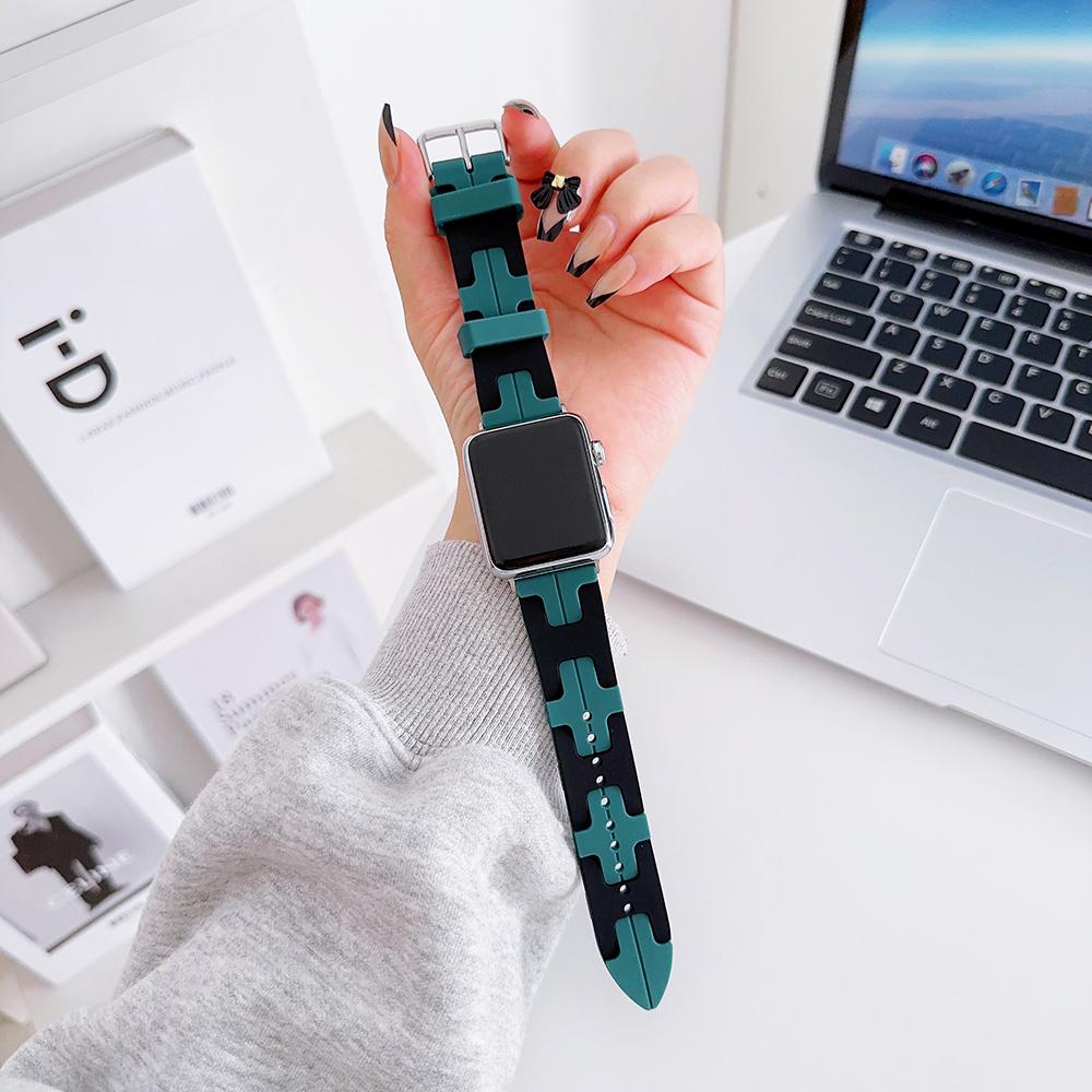 For Apple Watch Series 10 42mm/9 8 7 41mm/SE (2023) SE (2022) SE 6 5 4 40mm/3 2 1 38mm Silicone Watch Strap Cyan/Black
For Apple Watch Series 10 42mm/9 8 7 41mm/SE (2023) SE (2022) SE 6 5 4 40mm/3 2 1 38mm Silicone Watch Strap Cyan/Black