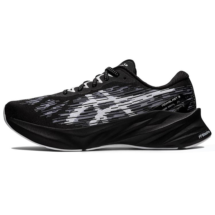 ASICS Novablast 3 Чорний Білий 1011B458-002
ASICS Novablast 3 Чорний Білий 1011B458-002