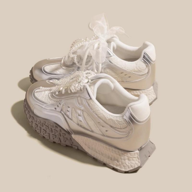 Thick-soled inner height-increasing German training shoes women s shoes 2025 new spring and summer silver casual sports little white shoes ballet 34
Thick-soled inner height-increasing German training shoes women s shoes 2025 new spring and summer silver casual sports little white shoes ballet 34