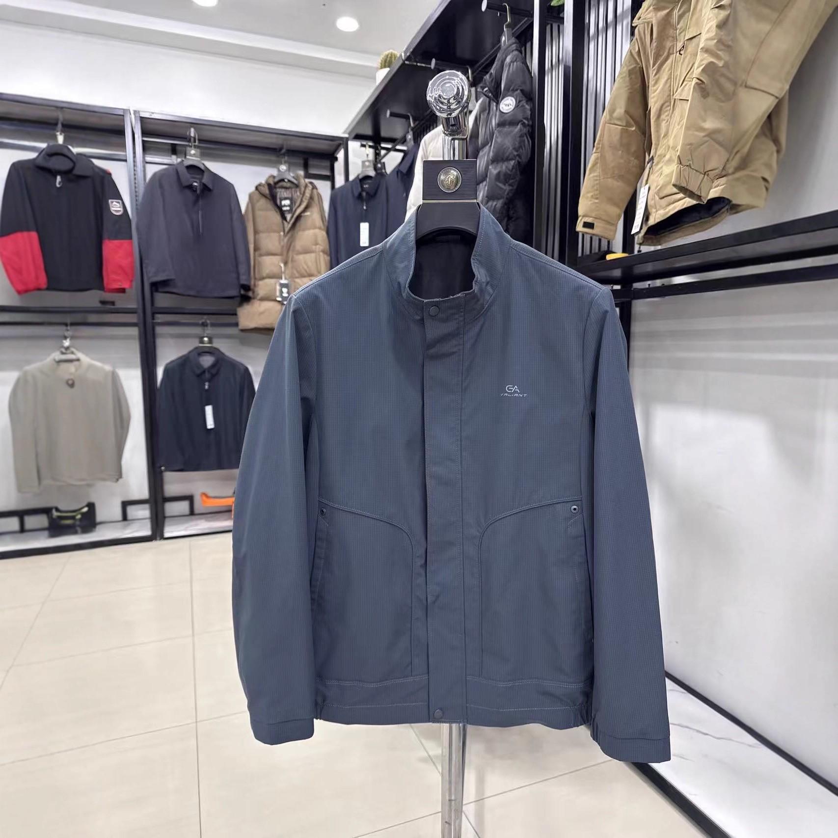 H Brand Men s Autumn Stand Collar Jacket with Exposed Stitching 3Y115A 185 (160-175 lbs)
H Brand Men s Autumn Stand Collar Jacket with Exposed Stitching 3Y115A 185 (160-175 lbs)