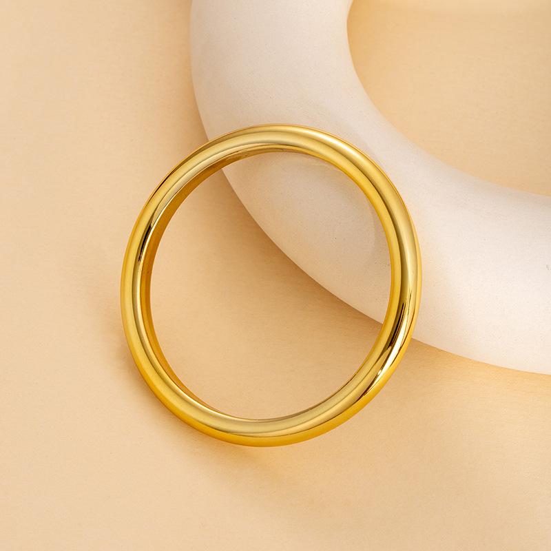 Electroplated Ccb Smooth Plain Ring Bracelet Retro Simple High-End Bracelet Wind Cold Jewelry
Electroplated Ccb Smooth Plain Ring Bracelet Retro Simple High-End Bracelet Wind Cold Jewelry