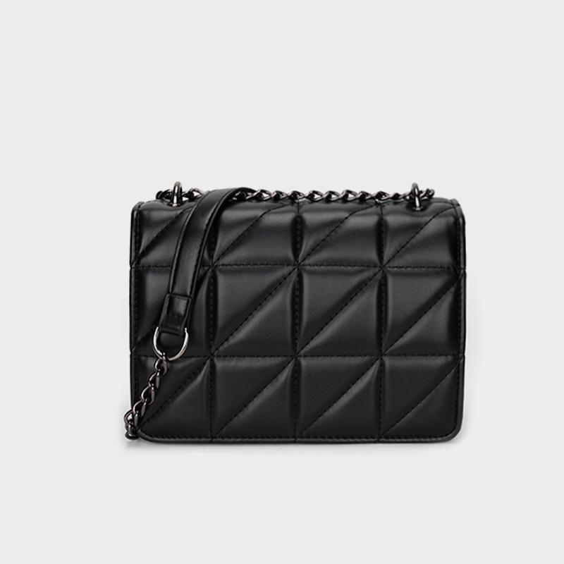 Xiaoxiangfeng PU Leather Quilted Soft Leather Single Shoulder Crossbody Bag 2025 Spring Summer Trendy Black Fashion Versatile Small Square Bag чёрный
Xiaoxiangfeng PU Leather Quilted Soft Leather Single Shoulder Crossbody Bag 2025 Spring Summer Trendy Black Fashion Versatile Small Square Bag чёрный