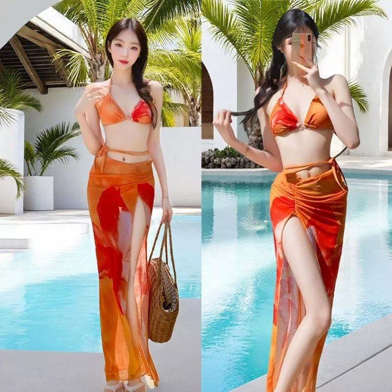 Vacation swimsuit women s new sexy skirt bikini three-piece long skirt strap gauze skirt S
Vacation swimsuit women s new sexy skirt bikini three-piece long skirt strap gauze skirt S