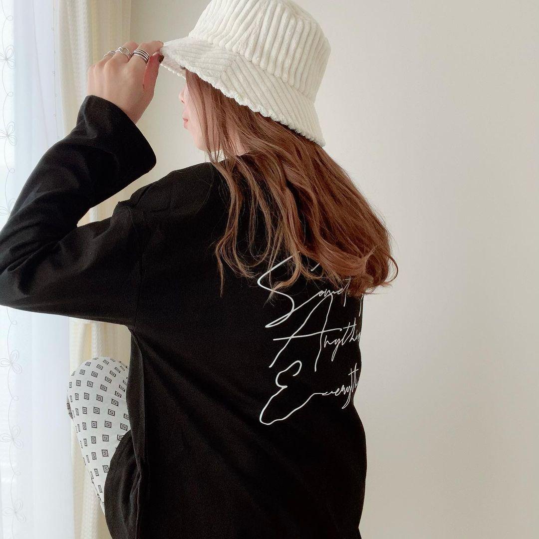 Japanese Style Women s Printed Cotton Round Neck Long Sleeve T-Shirt - Spring Arrival, 26 Years Design One Size чёрный
Japanese Style Women s Printed Cotton Round Neck Long Sleeve T-Shirt - Spring Arrival, 26 Years Design One Size чёрный