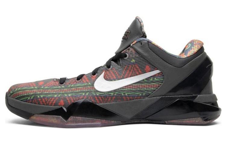 Nike Kobe 7 Black History Month 530961-001 44
Nike Kobe 7 Black History Month 530961-001 44