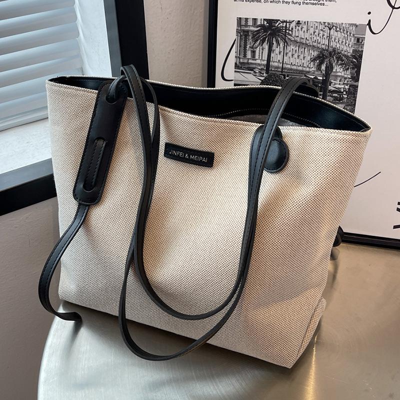 Women s Large Capacity Canvas Tote - 2026 Spring/Summer Versatile Single Shoulder Bag for Commute and Casual Use
Women s Large Capacity Canvas Tote - 2026 Spring/Summer Versatile Single Shoulder Bag for Commute and Casual Use