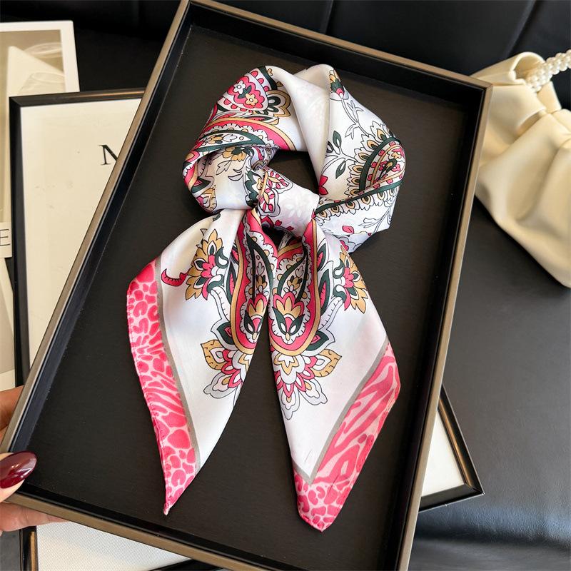 Square Scarf Silk Hijab Fashion Shawl Wraps Bandana Headband Ribbon Handkerchief Luxury Brands Female Neckerchief Foulards 70x70cm
Square Scarf Silk Hijab Fashion Shawl Wraps Bandana Headband Ribbon Handkerchief Luxury Brands Female Neckerchief Foulards 70x70cm