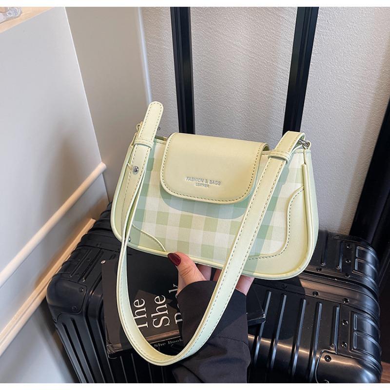 Клетчатая портативная маленькая квадратная сумка женская новая темпераментная нишевая с высоким чувством повседневная сумка-мессенджер для поездок зелёный
Клетчатая портативная маленькая квадратная сумка женская новая темпераментная нишевая с высоким чувством повседневная сумка-мессенджер для поездок зелёный