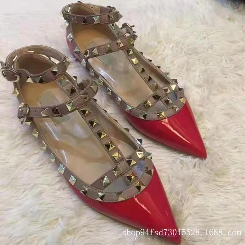 Rivet pointed flat shoes women s two rings strap shallow mouth flat heel versatile temperament sexy single shoes women 40 червоний
Rivet pointed flat shoes women s two rings strap shallow mouth flat heel versatile temperament sexy single shoes women 40 червоний