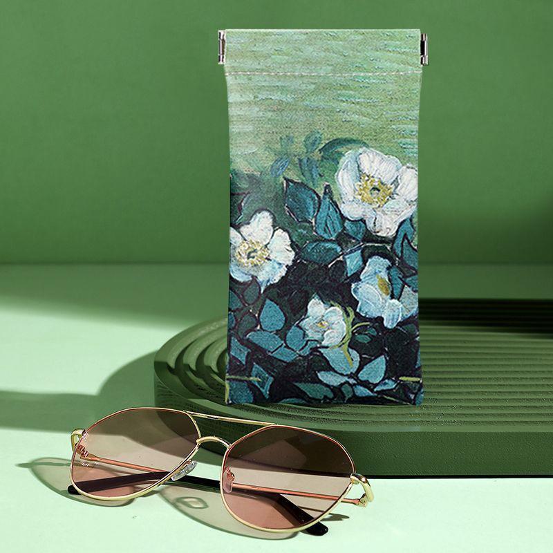 Fashion women s portable printed glasses storage bag Travel sunglasses Sunglasses portable shrapnel automatic closure storage bo темно-зелений колір
Fashion women s portable printed glasses storage bag Travel sunglasses Sunglasses portable shrapnel automatic closure storage bo темно-зелений колір