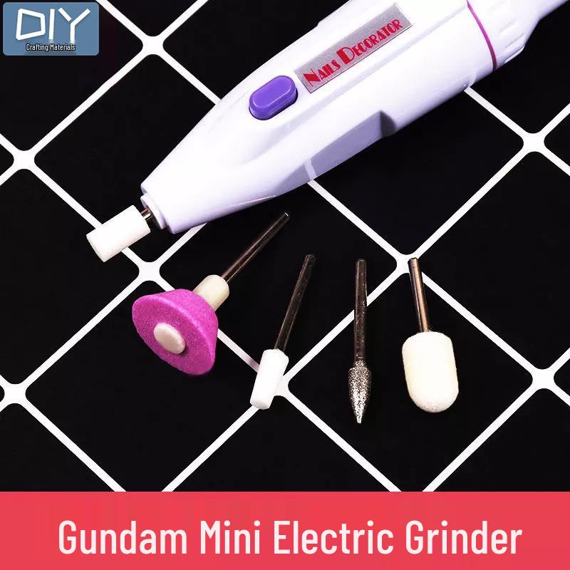 Набор инструментов для эпоксидной смолы «Сделай сам» с перчатками, мерными стаканчиками, весами, пинцетом, пипеткой, наждачной бумагой, полиролью и пробойником.
Набор инструментов для эпоксидной смолы «Сделай сам» с перчатками, мерными стаканчиками, весами, пинцетом, пипеткой, наждачной бумагой, полиролью и пробойником.