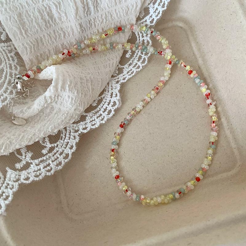 Красочное ожерелье-чокер с бисером и цветочным узором для женщин - Летняя мода