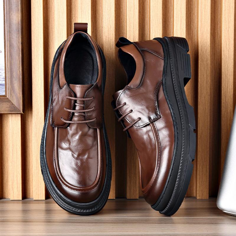 Autumn business formal British casual big head soft bottom wedding groom suit small leather shoes 44 коричневий
Autumn business formal British casual big head soft bottom wedding groom suit small leather shoes 44 коричневий