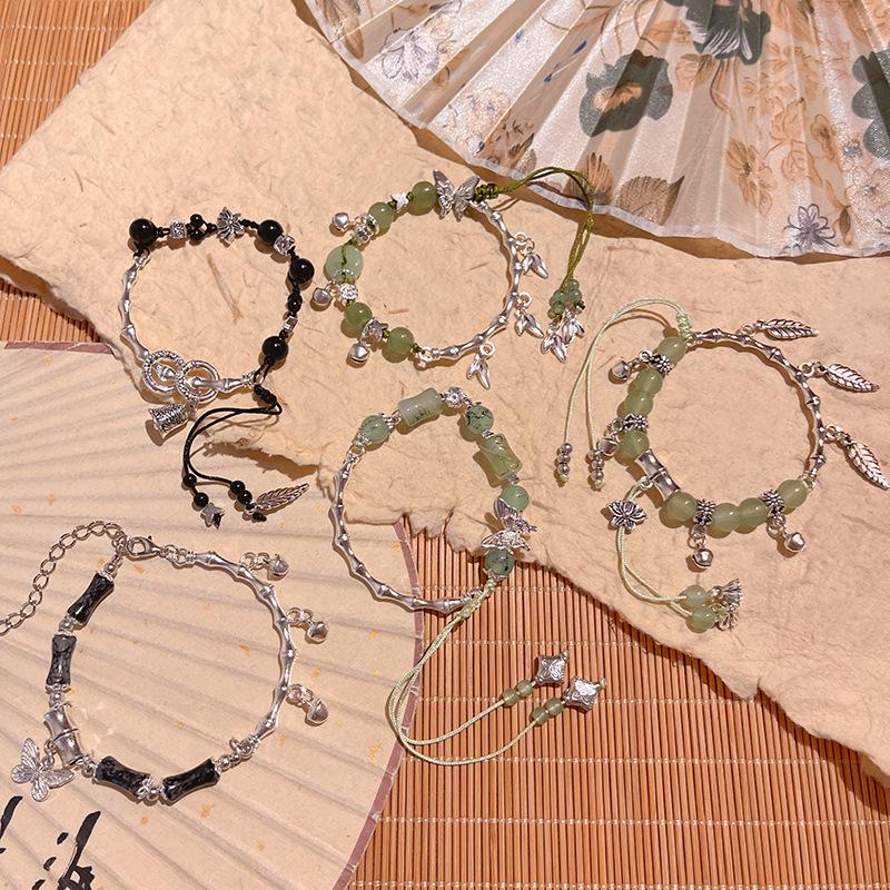 Retro Chinese-Style Butterfly & Bamboo Beaded Bracelet with Imitation Chalcedony - Sweet Gift for Her
Retro Chinese-Style Butterfly & Bamboo Beaded Bracelet with Imitation Chalcedony - Sweet Gift for Her
