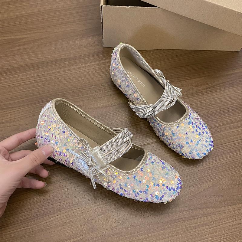 Французский маленький ароматный стиль Мэри Джейн туфли со скрытой платформой для увеличения роста детские 2025 новые популярные осенние универсальные одинарные туфли с юбками 40 розовый
Французский маленький ароматный стиль Мэри Джейн туфли со скрытой платформой для увеличения роста детские 2025 новые популярные осенние универсальные одинарные туфли с юбками 40 розовый