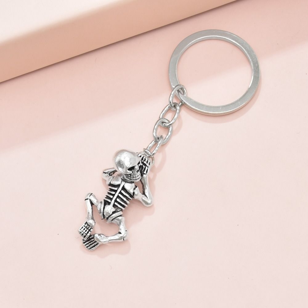 Hip Hop Goth Punk Gothic Accessories Retro Skull Pendant Keychain Skeleton Keyring Halloween Toys
Hip Hop Goth Punk Gothic Accessories Retro Skull Pendant Keychain Skeleton Keyring Halloween Toys