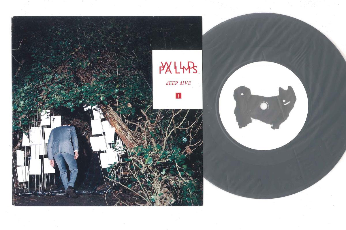 7inch Record WILD PALMS - Deep Dive / Human Behaviour 1070TP7 ONE LITTLE INDI 2010 UK Rock Used
7inch Record WILD PALMS - Deep Dive / Human Behaviour 1070TP7 ONE LITTLE INDI 2010 UK Rock Used